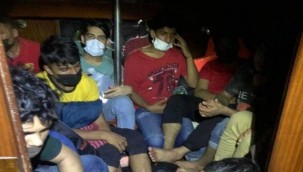 İzmir'de 45 düzensiz göçmen kurtarıldı