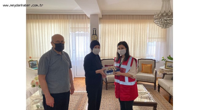 İzmit Belediyesi şehit ailesini yalnız bırakmadı