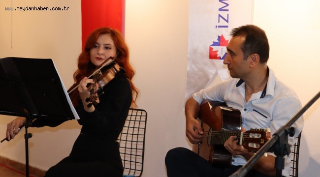 İzmit Belediyesi ünlü şair Nazım Hikmet'i andı