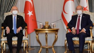 Kılıçdaroğlu KKTC'de temaslarda bulundu