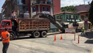 Kısıtlamalar, Osmangazi'de Fırsata Dönüştü - Reyhan Caddesi Sıcak Asfaltla Yenilendi