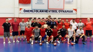 Milli takım Muratpaşa'da kamp yapıyor