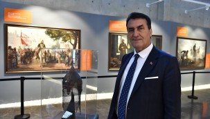 Osman Gazi'nin Miğferi Fetih Müzesi'nde