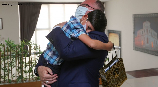 SEVGİ DİLİYLE KONUŞAN YÜREKLER ENGEL TANIMAZ