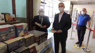 TUTUKLU VE HÜKÜMLÜLERE KİTAPLAR GÖNDERİLDİ