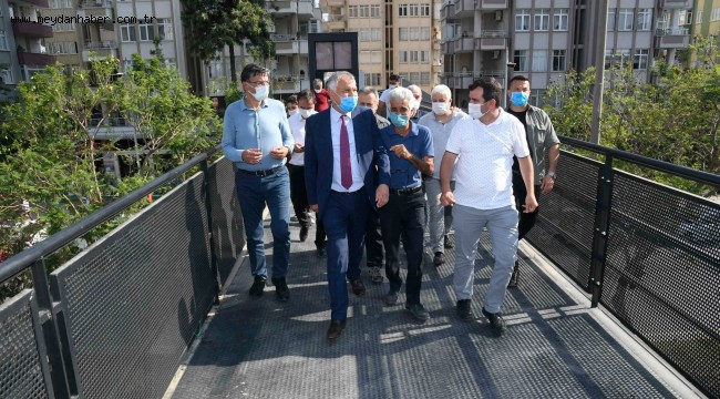 Üst geçitler asansörleriyle birlikte vatandaşın hizmetinde