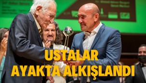 Ustalar ayakta alkışlandı