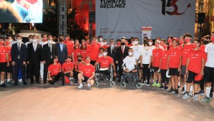 15 TEMMUZ SANCAK KOŞUSU MANİSA'DA BÜYÜK COŞKUYLA YAPILDI