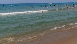 Antalya'da denizde kaybolan çocuk aranıyor