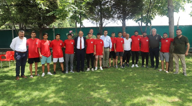Başkan Çetin Akın, Belediyesporlu Güreşçileri Edirne'ye Uğurladı