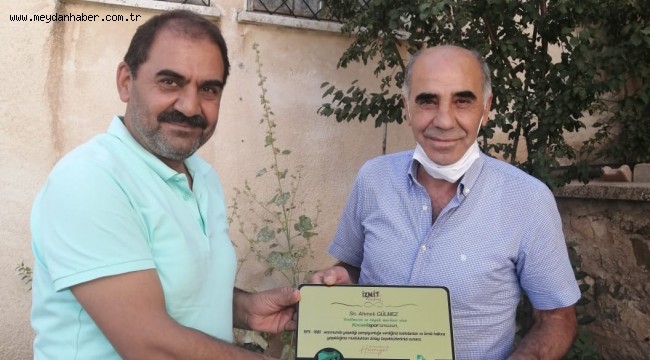 Başkan Hürriyet'ten Elazığ'a şampiyonluk plaketi