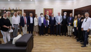 Başkan Kurt CHP'li heyeti ağırladı