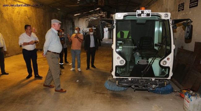 Başkan Kurt'tan Temizlik İşleri personeline teşekkür ziyareti