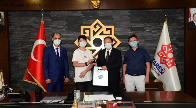 BAŞKAN ORKAN LGS ŞAMPİYONLARINI AĞIRLADI