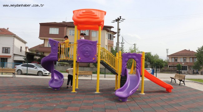 BAŞKAN ÖZLÜ, SÖZÜNÜ YERİNE GETİRİYOR DÜZCE'NİN ÇEHRESİ YENİ PARKLAR İLE DEĞİŞİYOR YENİ PARKLAR YAPILIYOR, MEVCUTLARI YENİLENİYOR DÜZCE'YE 28 AYDA 19 YENİ PARK