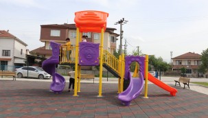 BAŞKAN ÖZLÜ, SÖZÜNÜ YERİNE GETİRİYOR DÜZCE'NİN ÇEHRESİ YENİ PARKLAR İLE DEĞİŞİYOR YENİ PARKLAR YAPILIYOR, MEVCUTLARI YENİLENİYOR DÜZCE'YE 28 AYDA 19 YENİ PARK