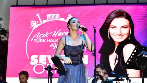 BAŞKENTLİLER SEVCAN ORHAN İLE TÜRKÜLERE DOYDU