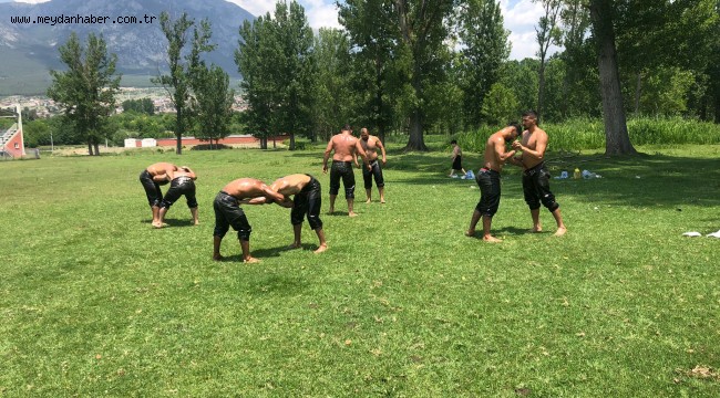 Belediye'nin pehlivanları Kırkpınar'a hazırlanıyorlar