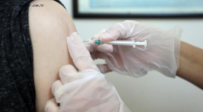 COVID-19 geçirenlere BioNTech aşısı tek doz uygulanacak