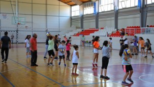 EFES SELÇUK'TA YAZ SPOR OKULU AÇILDI