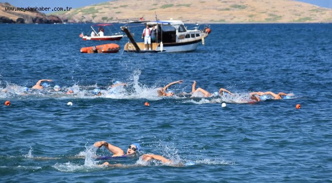 FOÇA'DA AÇIK SU YÜZME ŞAMPİYONASI