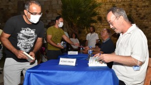 FOÇA KİTAP GÜNLERİ DEVAM EDİYOR