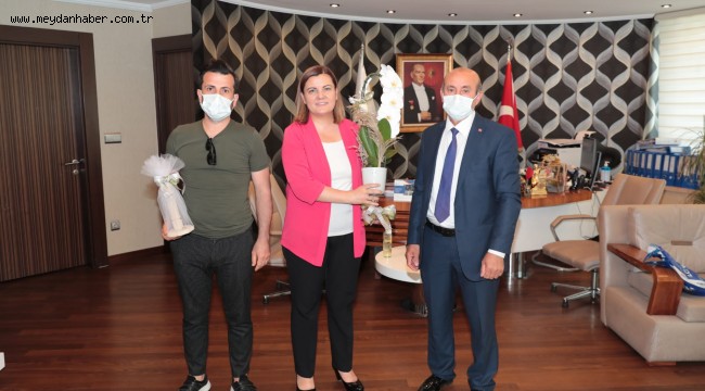 Hürriyet, Bayburtlular Derneği'nin  yeni başkanına başarılar diledi