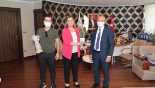 Hürriyet, Bayburtlular Derneği'nin  yeni başkanına başarılar diledi