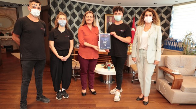 Hürriyet, Dünya 2'ncisi dansçıları ağırladı