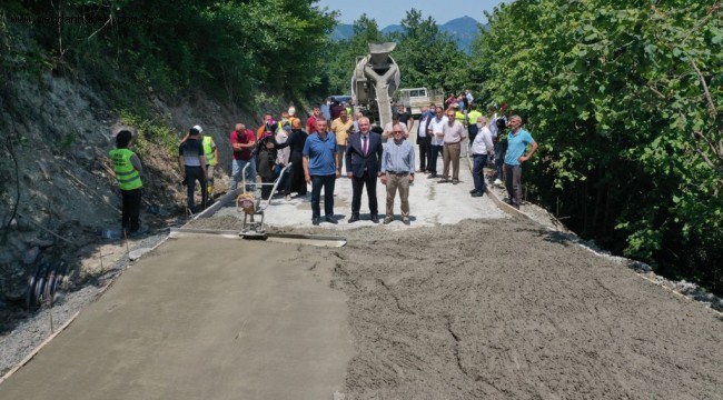 İKİZCE VE ÇAYBAŞI'NDA BETON YOL SEVİNCİ