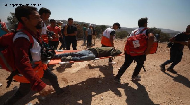 İsrail askerlerinden Filistinlilere sert müdahale: 108 yaralı