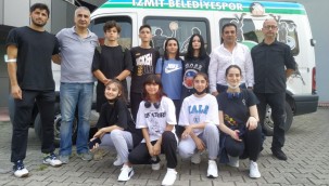 İzmit Belediyesporlu karateciler Şanlıurfa'da kürsü kovalayacak