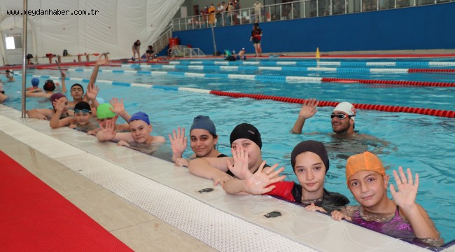  İzmitli çocuklar ücretsiz yüzme kursuyla eğlenirken yüzme öğrenecek