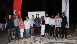 İzmitliler Rıfat Ilgaz ve Kemal Sunal'ı unutmadı