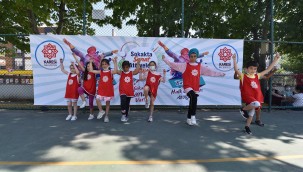 KARESİ'DE ÇOCUKLAR SANATLA BULUŞUYOR