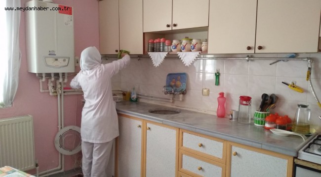 Kısıtlama sonrası yaşlı bakım ve ev temizliği hizmeti devam ediyor