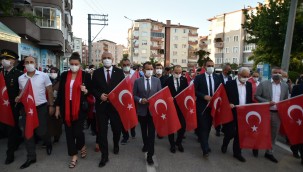 ORHANGAZİ DEMOKRASİ NÖBETİNDE TEK YÜREK