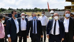 Osmangazi'de hedef sağlıklı bir gelecek Başkan Dündar: "İlçemizdeki kaliteli sağlık hizmetlerinin sayısını arttırarak vatandaşlarımıza sağlıklı bir gelecek sunmak istiyoruz."