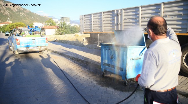 PAMUKKALE BELEDİYESİ KARASİNEKLE MÜCADELESİNİ SÜRDÜRÜYOR