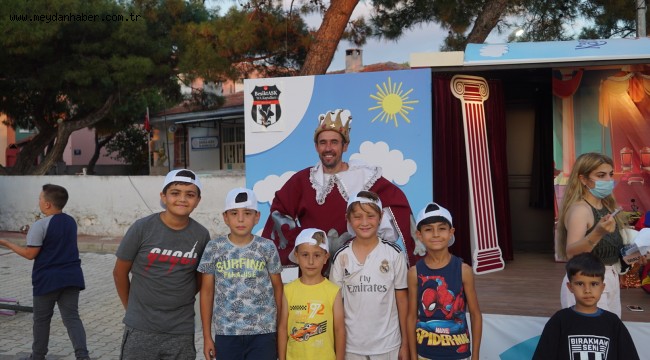 PANDEMİYE DİRENEN TİYATRO, KARAVAN İLE YOLLARDA