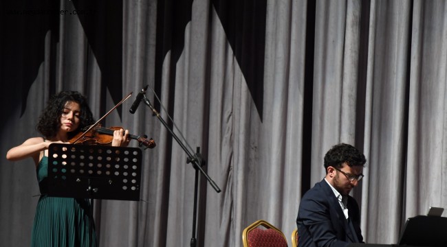 Piyano resitali sanatseverlerin beğenisine sunuldu