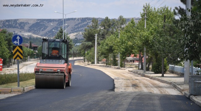 Yağmur suyu tamamlandı, asfaltı döküldü