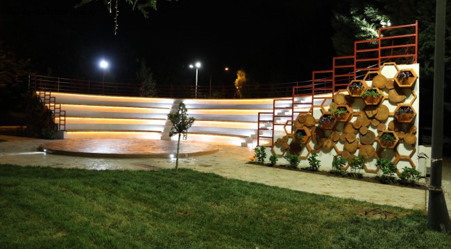  Yahya Kaptan Amfi Tiyatro yeni yüzüyle açılıyor