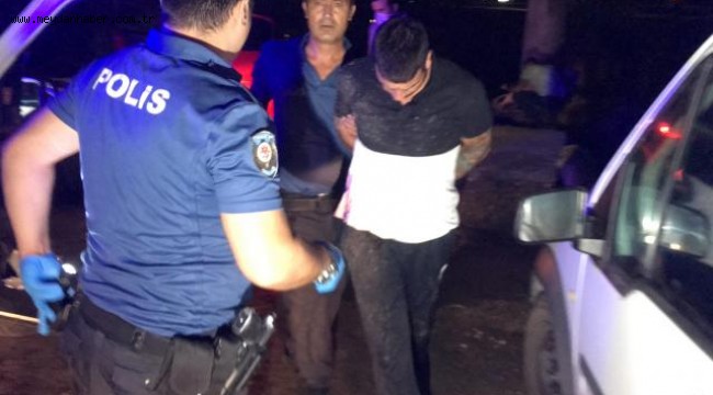 Adana'da otomobille polisten kaçmaya çalışan iki şüpheli yakalandı