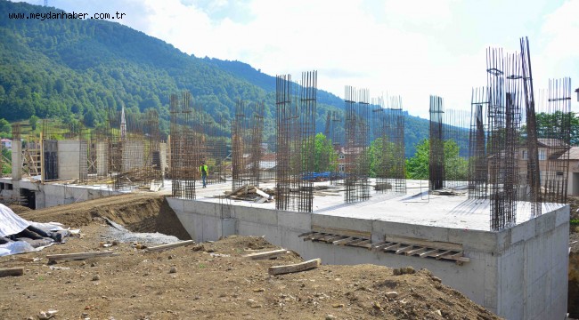 Akkuş'ta Yıkılan Okulların Yerine Yenileri Yapılıyor