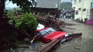 Bartın'ı sel vurdu, 1 ölü, 1 kayıp