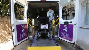 BAŞKAN ATAY'DAN YAVUZ'A AKÜLÜ ENGELLİ ARACI