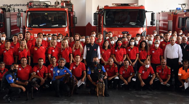 BAŞKAN SEÇER'DEN SEL VE YANGINLARDA CANLA BAŞLA ÇALIŞAN PERSONELE 'TEŞEKKÜR BELGESİ'