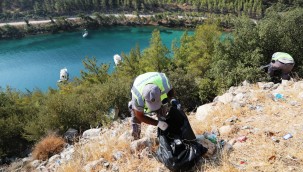 BODRUM'DA TEMİZLİK EKİPLERİ DUR DURAK DEMİYOR