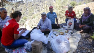 Büyükşehir bütün gövdesiyle yangın yerinde